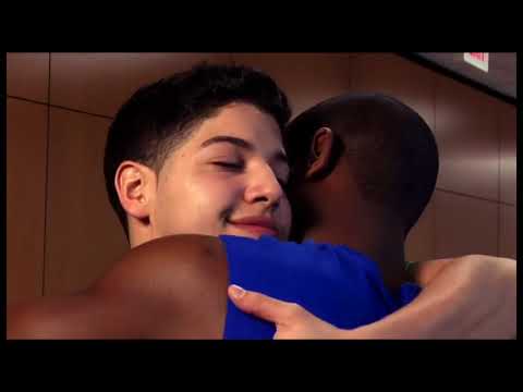 Clip "One On One" - Hug it out (Abrázalo)