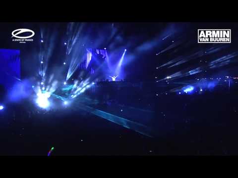 Armin Van Buuren playing Shogun-Phantom