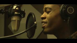 Young Swagg - Keep On Grindin Feat. RoadRunner Roe & CokeGirlBri