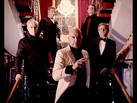 Lustans Lakejer - Rialto (official music video)