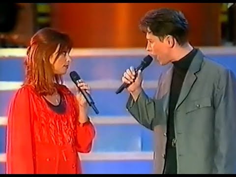 Helmut Lotti & Lisa Del Bo - This world today is a mess