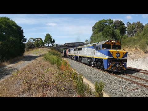 New to broad gauge, VL360 heads the Maryvale Paper Train - 16/3/18