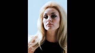 &quot;THEME FROM VALLEY OF THE DOLLS&quot; K.D LANG, SHARON TATE TRIBUTE (BEST HD QUALITY)