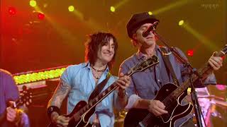 Guns N&#39; Roses &amp; Izzy Stradlin   Dead flowers Stones cover O2 Arena London &#39;12 HD