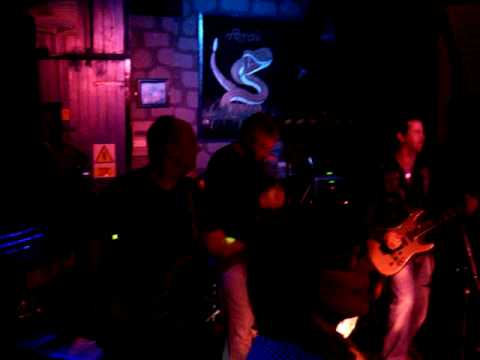 The Snogs - Enter Sandman Live @ The Rock Haven, Lincoln - First Ever Performance!!