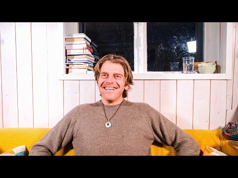 HOVORY ZE ZEMĚ - Viděl jsem kosti obra, naše historie je jiná - Martin Pávek