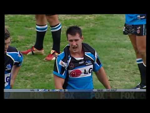 Paul Gallen vs John Skandalis - Cronulla Sharks vs Wests  Tigers FIGHT!!!! 2004
