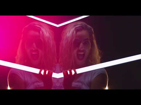 EL YONKI  Pimpineo Official Video by A  Duany Reggaeton De Cuba   Cubaton