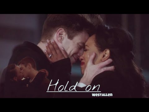 Barry & Iris || Hold on {season 3}