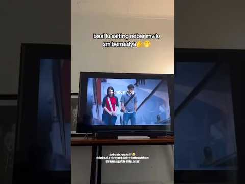 Iqbal's reaction to seeing the results of the MV clip with Bernadya Rabun Jauh