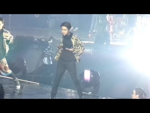 140830 EXO TLP In GuangZhou Black Pearl D.O. Focus