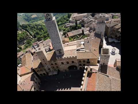 Praça Velha, San Gimignano, Itália