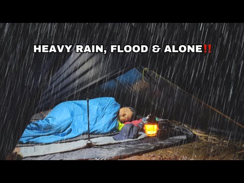 SOLO CAMPING IN HEAVY RAIN & FLOOD IN THE TARP SHELTER