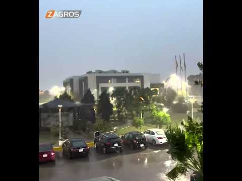 شاهد بالفيديو.. موجة أمطار غزيرة مع عواصف رعدية في العاصمة #أربيل، مساء اليوم الأحد.