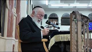 😭מה יהיה עם חתני הצדיק? פוסק הדור הרב זילברשטיין עצר את שיעורו והעתיר בדמעות לרפואת חתנו רבי דוב קוק
