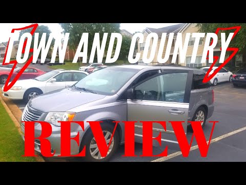 2014 Chrysler Town and Country Review during our 10 hour road trip!