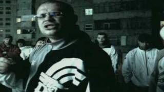 B.U.G. Mafia - O Lume Nebuna, Nebuna De Tot (feat. ViLLy) (Prod. Tata Vlad) (Videoclip)