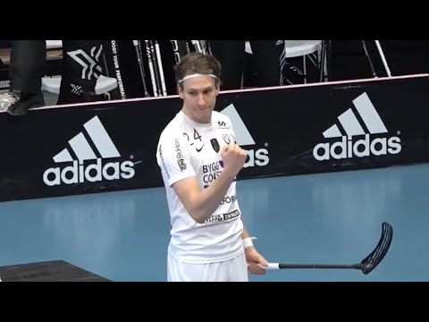 Andreas Stefansson's No-look Through-the-legs Volley! (Goals of the Week)