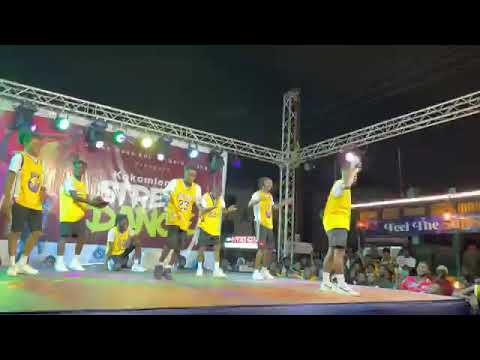 Star boys 🌟 Gh performs 😎😎 a massive 🤩🤩 performance on stage 🕺🕴️