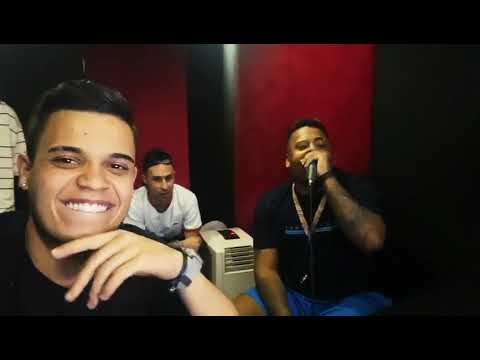 MC KITINHO BROTOU NO ESTUDIO - AO VIVO!