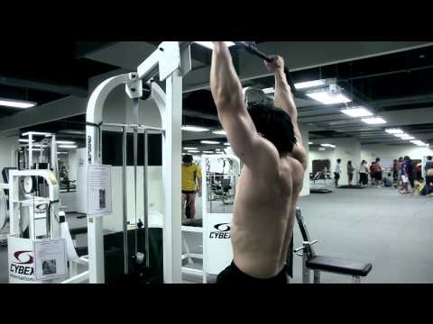 Frank Yang - Back and Arms (30 pound bulk off of a 6000 calorie a day diet).