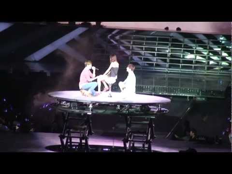 SM Town Singapore SMTown 121123 - Just the Way You Are (Kyuhyun Focus, with Changmin)