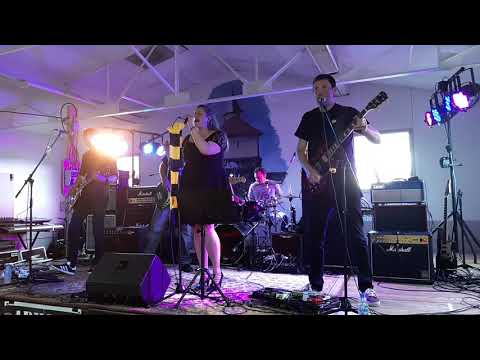 AMNEZIK - Back in Black