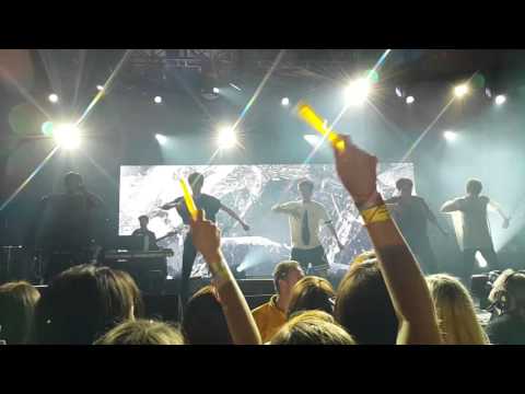 [FANCAM] 151004 Infinite effect in Poland Back and the chaser