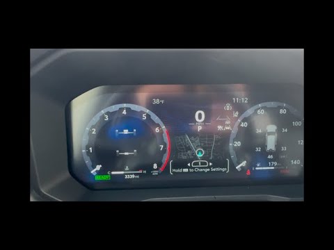 Using and customizing the instrument cluster in a new Toyota