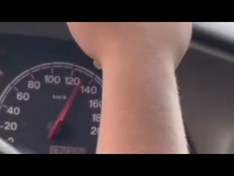 passageiro filma carro capotando a 140km/h em rodovia do Paraná 