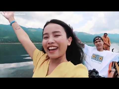 သူမနဲ့အိပ်မက် . . .