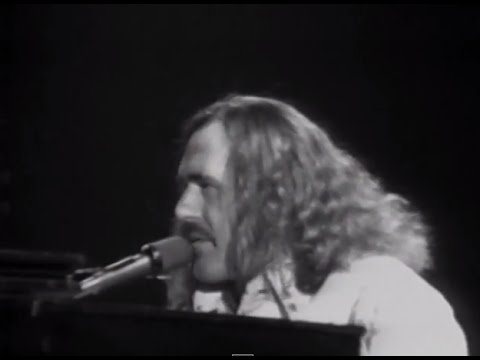 The Commander Cody Band - Beat Me Daddy, Eight To The Bar - 8/5/1977 - Convention Hall (Official)