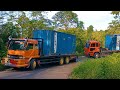 Truk Fuso Vs Nissan Sepertinya Musuh Bebuyutan Adu Skill