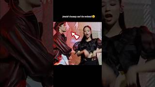 Download lagu The way he was staring Jennie ❤️‍🔥 #jennie #blackpink #shorts #fyp mp3