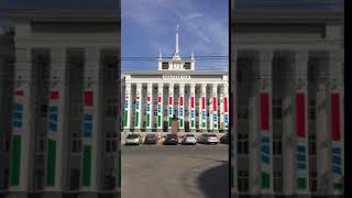 preview picture of video 'House of Soviets in Tiraspol Transnistria - Join Free walking touR with Anton Dendemarchenko'