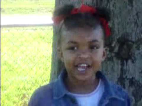 little beyonce 5 year singing  with an attitude..