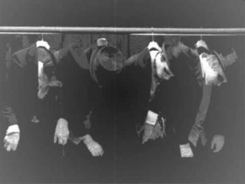 Kuolleet intiaanit - Nostalgian lyhyt oppimäärä