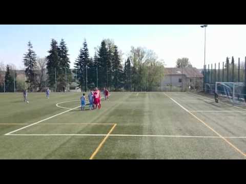 TG Höchberg 3 gegen FT Würzburg - 19.04.2015 - Traumfreistoß von Patrick Jaegle