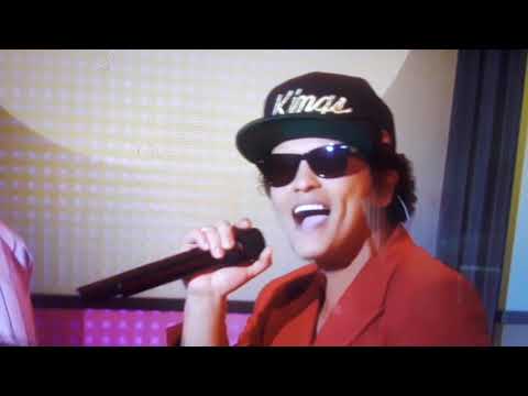 Bruno Mars and Mark Bronson - Uptown Funk Live 2015