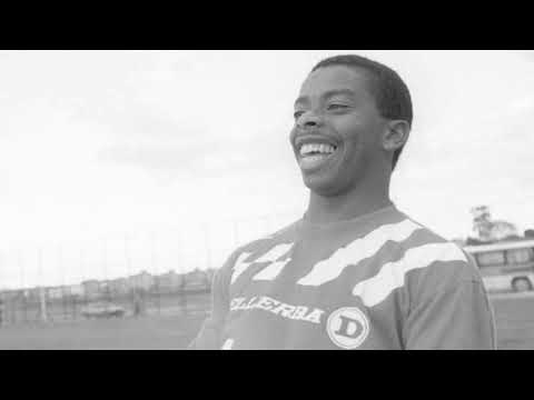 O antológico gol de Dener contra o Santos, o craque que se foi cedo e deu nome a Copa.