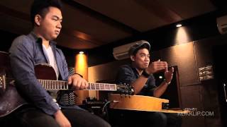 Suave - Blurry Spring - Klikklip