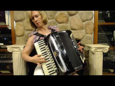 2700 - Black Julio Giulietti LMMH 41 120 $2495