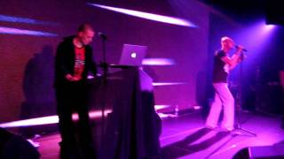 De/Vision - What´s Love All About