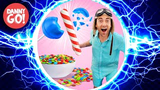 โCandy Cane Crush!โ ๐ญ๐ฅ Christmas Drum-Along Dance โก๏ธHYPERSPEED REMIXโก๏ธ/// Danny Go! Songs for Kids โCandy Cane Crush!โ ๐ญ๐ฅ Christmas Drum-Along Dance โก๏ธHYPERSPEED REMIXโก๏ธ/// Danny Go! Songs for Kids