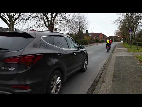 7. Sinn Friesland - Überholen von Radfahrerinnen und Radfahrern