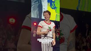 Harry Styles accidentally serving WWE with a mic wire swing 🎤💥 &quot;SORRY!&quot;