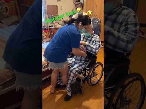 Lifting from Wheelchair to bed