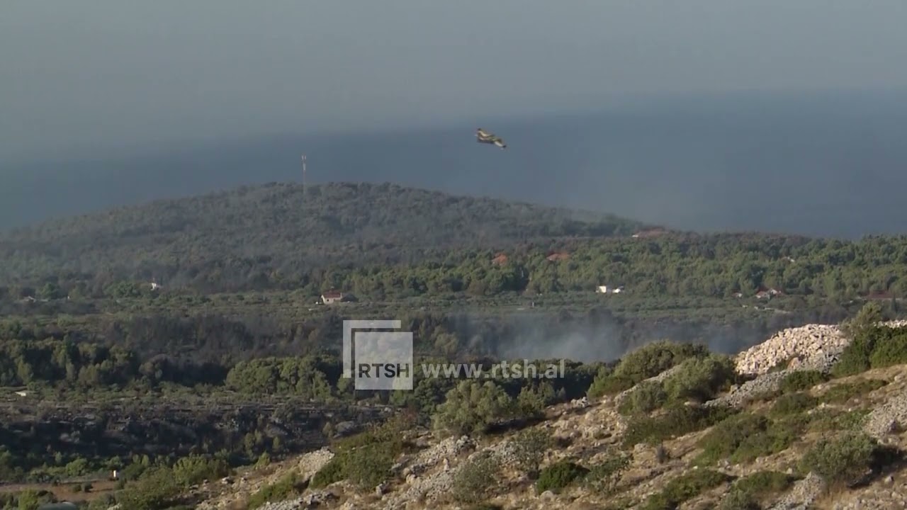Zjarri përhapet në ishullin kroat, qindra banorë dhe turistë u evakuuan përmes detit