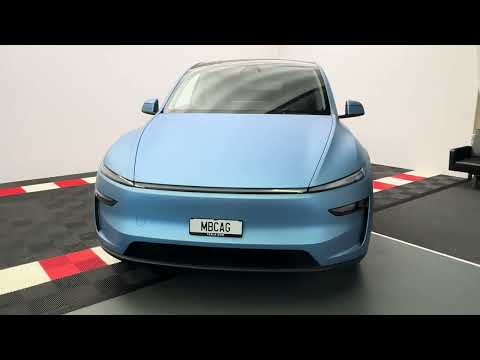 TESLA Model Y Premium Long Range AWD, Frosty Blue Matt, Made in Berlin-video-30