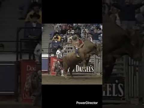 Brock Mortensen rides Lawman for 92 points, did he touch? #pbr #rodeo #bullriding #rodeosport